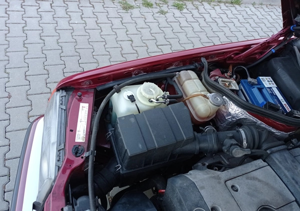Mercedes-Benz W124 (1984-1993) cena 27400 przebieg: 230000, rok produkcji 1992 z Kielce małe 466